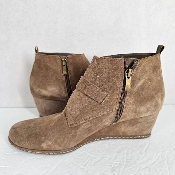 Franco Sarto Amerosa Wedge Ankle Booties Tan 10 - Picture 3 of 10